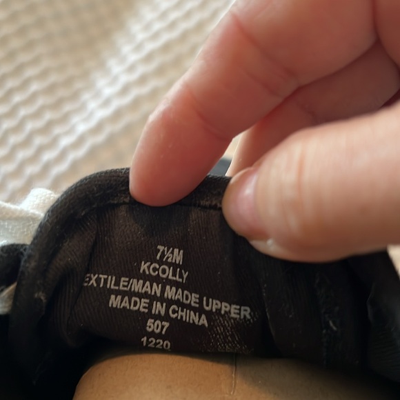 CALVIN KLEIN Shoes - Picture 6 of 6